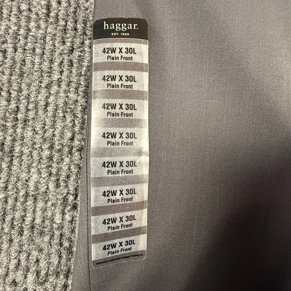 Haggar Mens 42x30 E-Clo Smart Fiber Dress Pants Medium Grey Repreve NWT